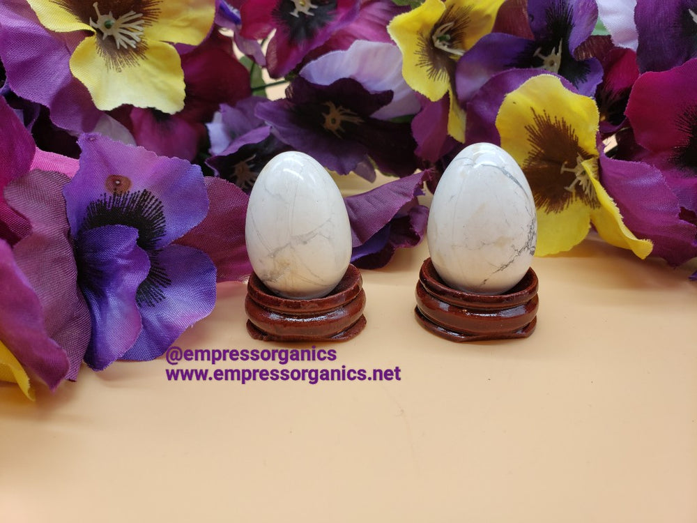 
            
                Load image into Gallery viewer, Howlite Yoni Eggs
            
        